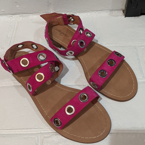 Halogen Elsie Magent strappy sandals with grommets - Picture 4 of 4